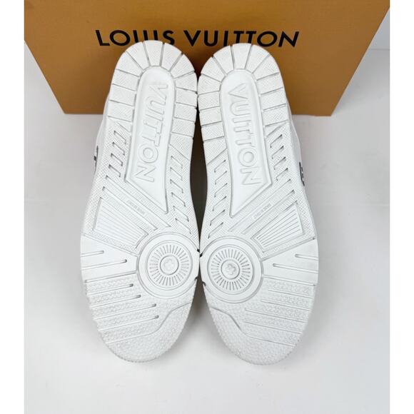 Size 8LV/9US - Louis Vuitton White Black Trainers? Tried On/Retail $1.2K! main image 7